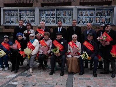 Торжественное вручение паспортов в день рождения города.