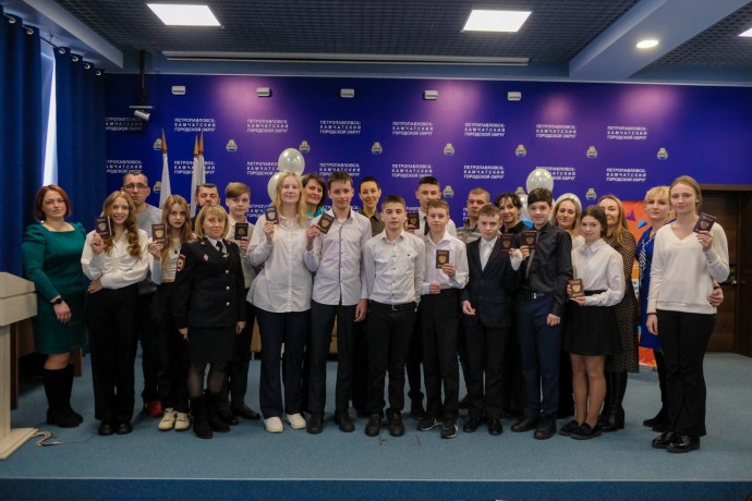 Торжественное вручение главного документа гражданина РФ! Торжественное вручение главного документа гражданина РФ!
